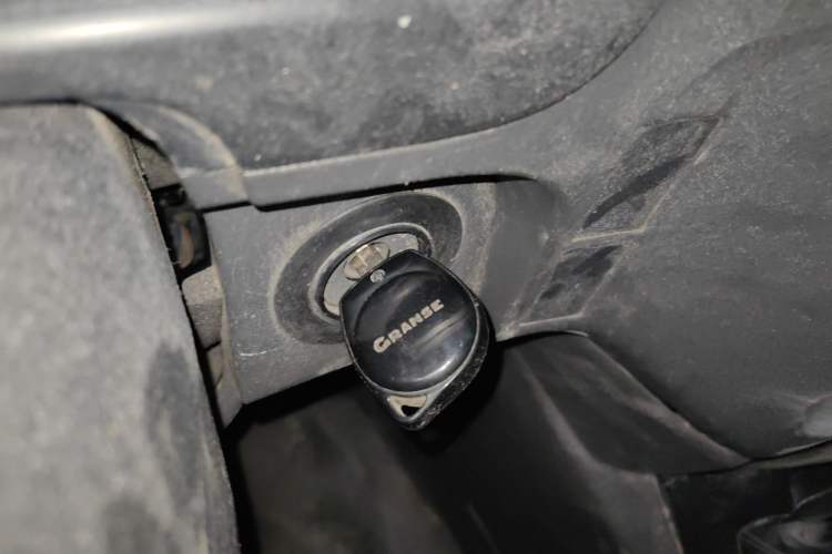 Used Jinbei Express 2018 2.0L Standard Version V19 Vehicle Key