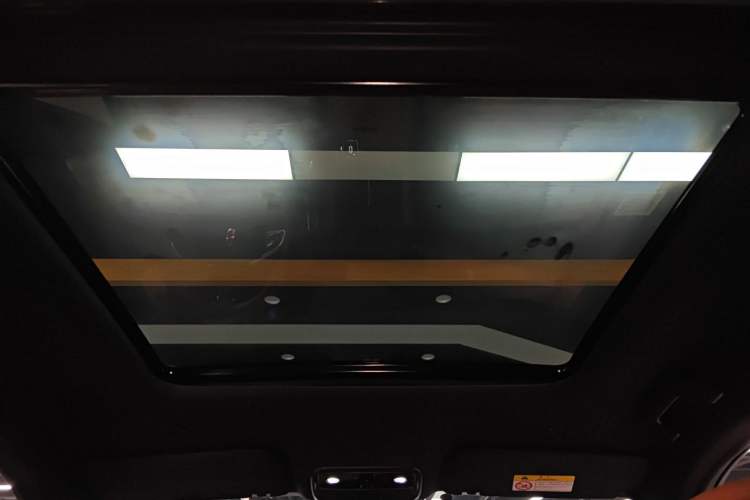 Used Hima AITO M7 2024 1.5T Intelligent Drive 4WD Ultra Version 5 Seats Headliner