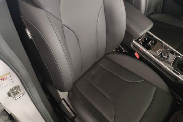 Used Haval H6 2018 Sport Edition 1.5T Manual Two-Wheel Drive Elite Model China V Standard Right Front Seat