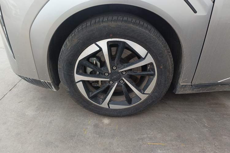 Used AION Y 2023 Plus 510 Smart Edition
