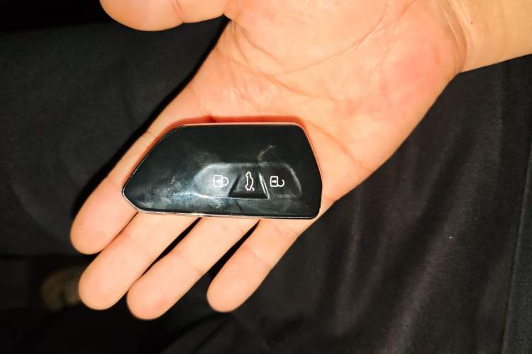 Used Volkswagen Tharu 2021 280TSI Two-Wheel Drive Comfort Edition
