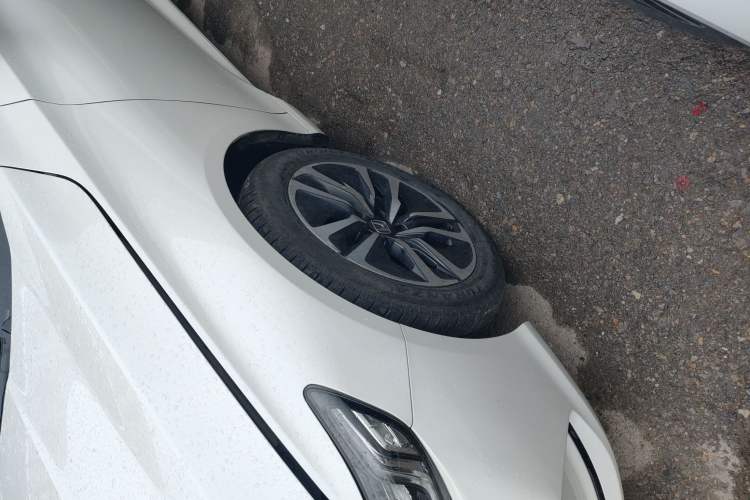 Used Honda Inspire 2022 Lingpai Hybrid 2.0L Pure Elegant Edition Left Front Wheel Hub