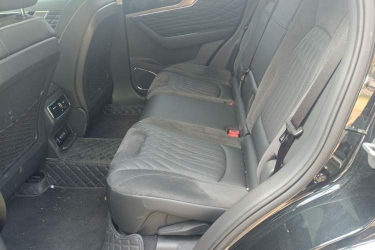 Used Hongqi HS5 2022 Revised Version 2.0T Smart Connect Flagship Edition