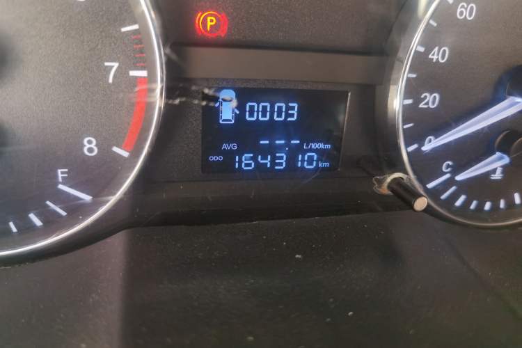 Used JAC Refine M3 2016 IKEA Edition 1.6L Luxury Smart Model