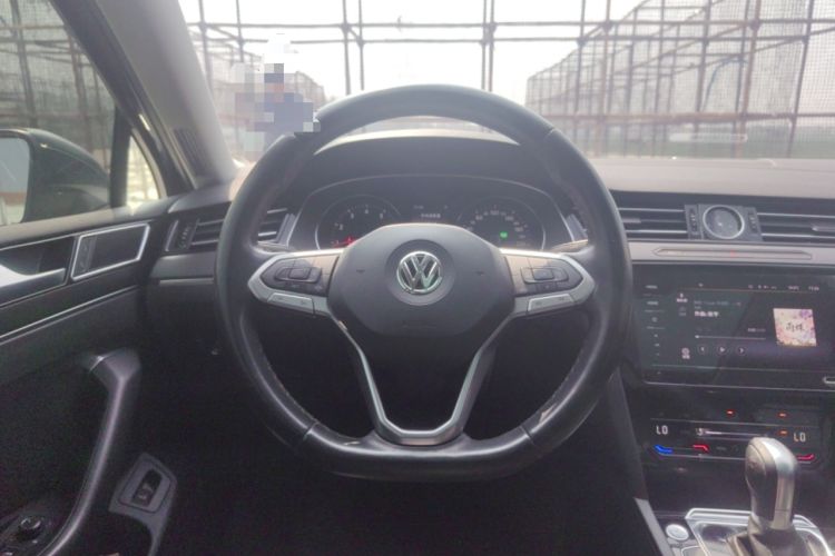 Used Volkswagen Magotan 2020 330TSI DSG Leading Model Steering Wheel