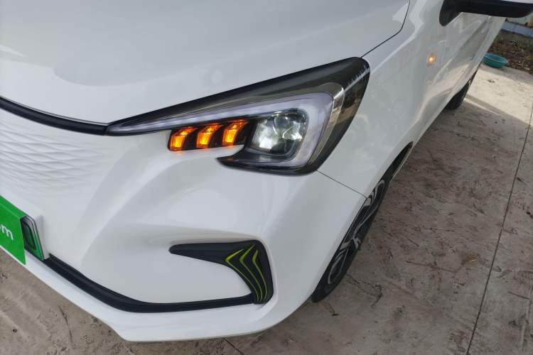 Used CHANGAN OSHAN Benni E-Star 2022 Qingxin Edition Colorful Model Lithium Iron Phosphate Left Front Headlight