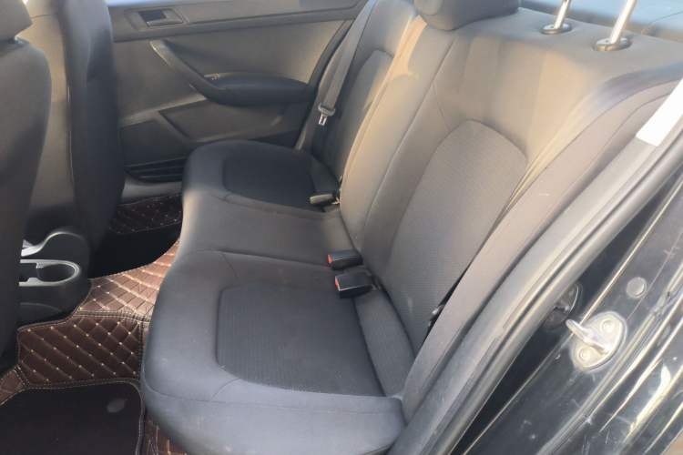 Used Volkswagen Santana 2015 1.4L Manual Fashion Edition