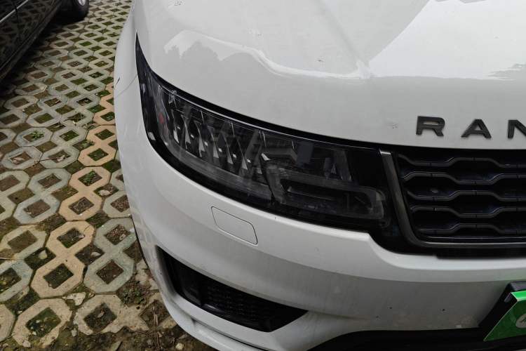 Used Land Rover Range Rover Sport 2020 3.0 L6 HSE DYNAMIC
