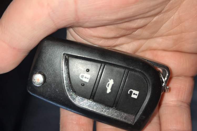 Used Toyota Camry 2016 2.0G 10th Anniversary Leading Edition