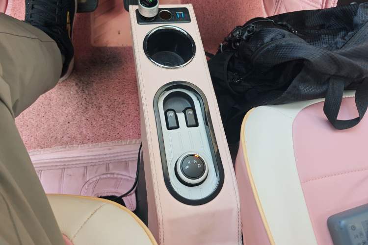 Used Wuling Hongguang MINIEV 2021 Macaron Premium Model – Lithium Iron Phosphate