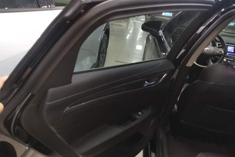 Used Buick LaCrosse 2022 552T Luxury Version