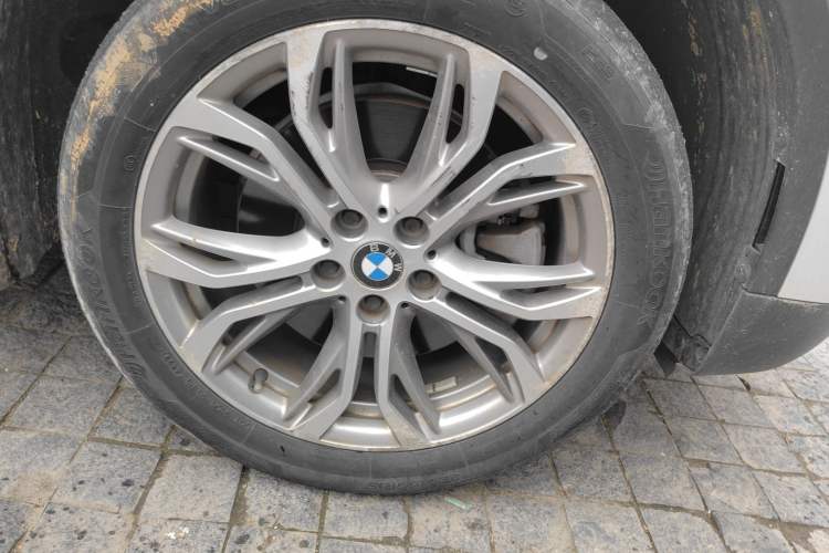 Used BMW X1 2019 sDrive20Li Leading Model