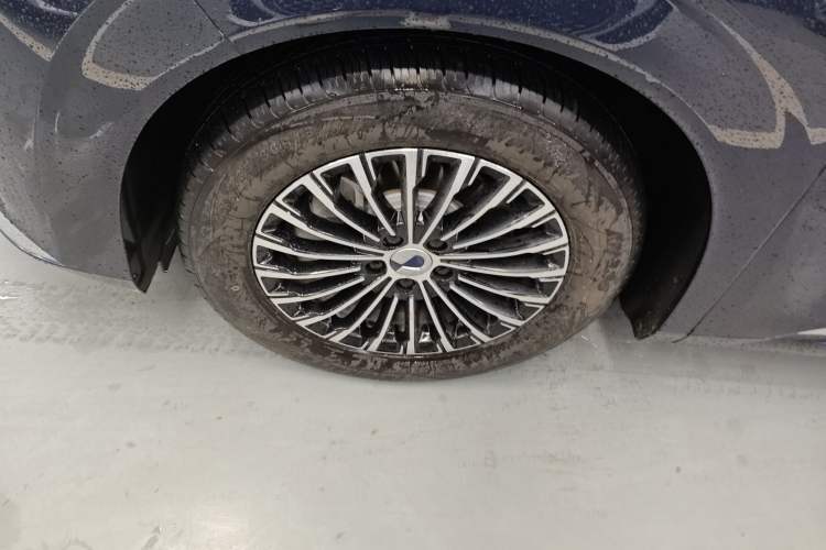 Used Denza D9 2022 DM-i 970 Four-Wheel Drive Prestige Model