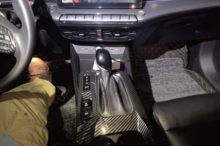 Used MG 5 2021 180 DVVT CVT Youth Luxury Edition