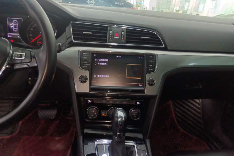 Used Volkswagen Lamando 2018 280TSI DSG Comfort Edition
