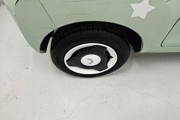 Used Wuling Hongguang MINIEV 2021 Macaron Premium Model – Lithium Iron Phosphate Exterior 5