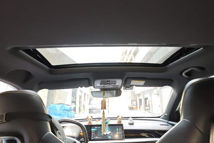 Used MG 5 Scorpio 2022 1.5T Trophy Sport Luxurious Edition
