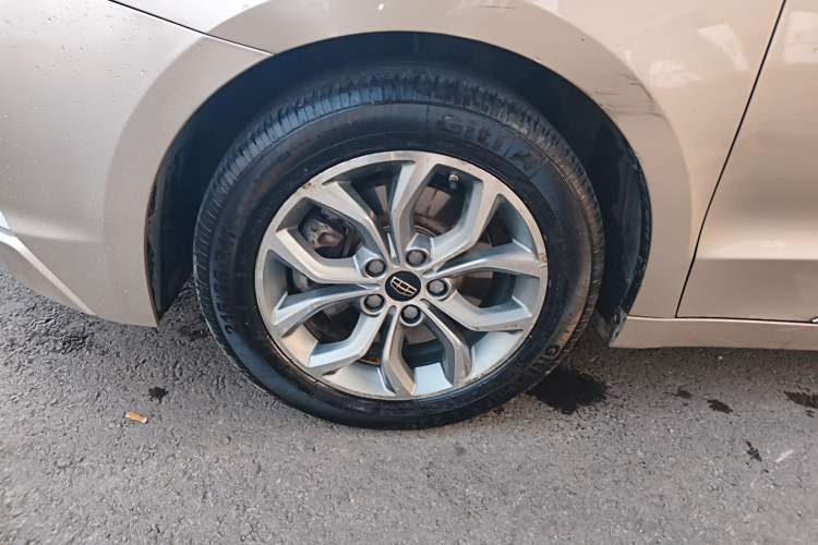 Used Geely Auto Emgrand GT 2016 1.8T Zunya Model
