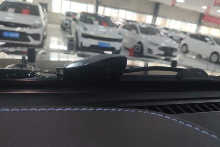 Used BAIC Off-Road BJ40 2023 2.0T Automatic Four-Wheel Drive Urban Hunter Edition Chivalrous Type
