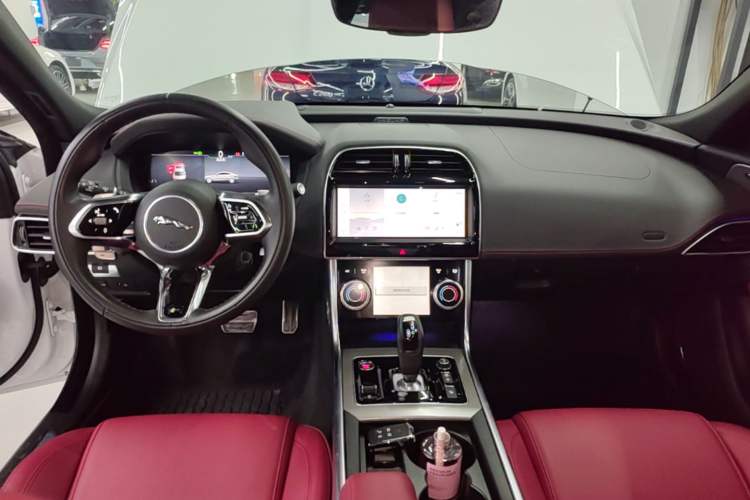 Used Jaguar XEL 2024 2.0T 250 PS R-DYNAMIC S Advanced Sport Edition
