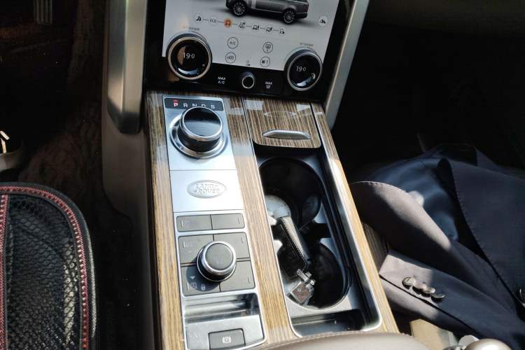 Used Land Rover Range 2019 3.0 SC V6 Long-wheelbase Version