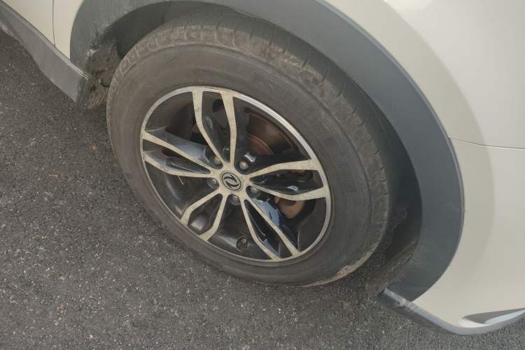 Used Dongfeng Fengon 580 2020 1.5T CVT Luxury Edition Right Front Wheel Hub