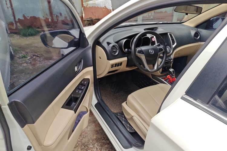 Used Changan Eado 2015 1.6L Manual Luxury Model China IV Standard