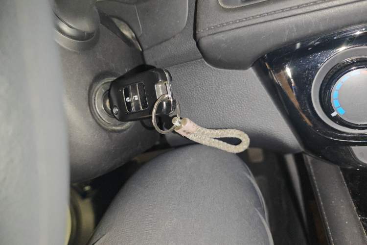 Used Honda Vezel 2020 1.5L CVT Pioneer Edition Vehicle Key