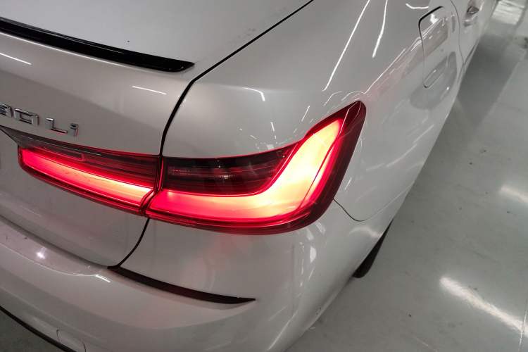 Used BMW 3 Series 2022 330Li xDrive M Sport Night Edition Package
