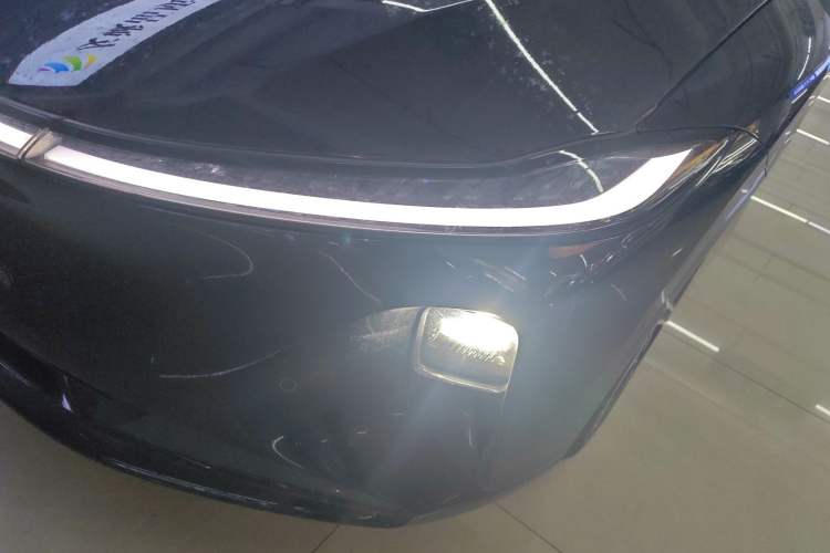 Used CHANGAN NEVO A07 2025 All-Electric "True Fragrance" Edition 710-Mile Long-Range Version Left Front Headlight