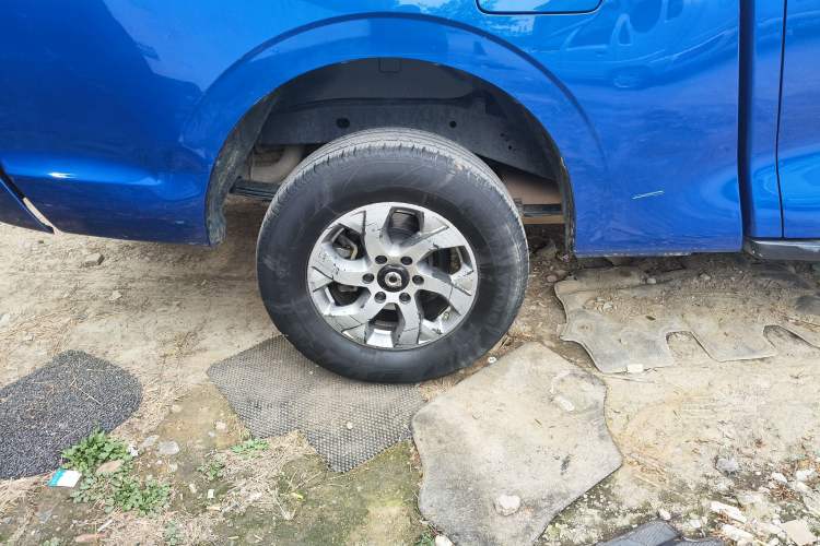 Used Great Wall Poer 2021 2.0T Commercial Version Automatic Diesel 4x4 Elite Long-Box GW4D20M Right Rear Wheel Hub