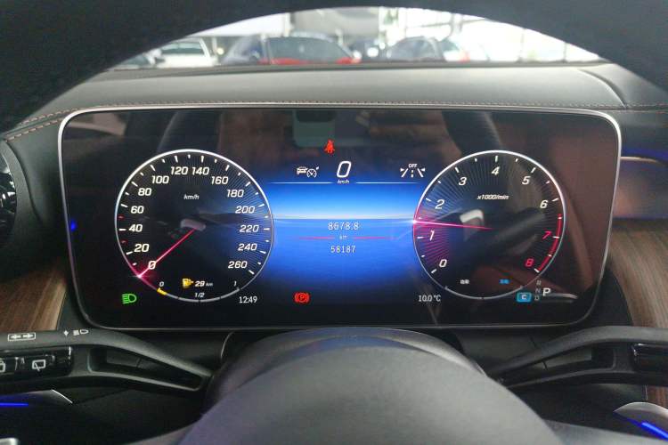 Used Mercedes-Benz GLC 2023 GLC 300 L 4MATIC Dynamic Edition 5-seater
