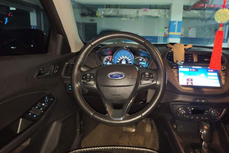 Used Ford Escort 2019 Revised Version 1.5L Automatic Enjoyment Type China VI Standard Steering Wheel