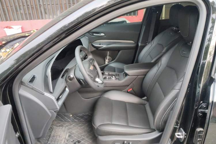 Used Cadillac XT4 2024 28T Two-Wheel-Drive Luxury Version
