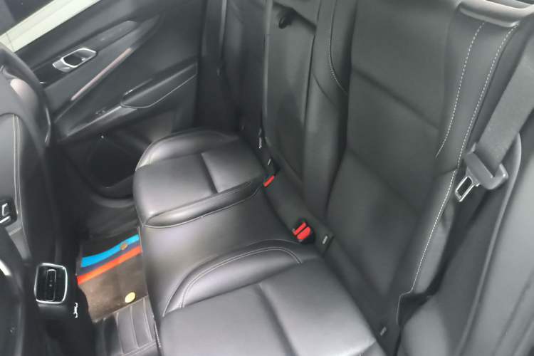 Used Lynk & Co 01 2019 2.0T Two-Wheel-Drive Pro Version China VI Standard