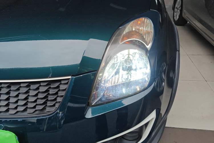 Used Suzuki Swift 2016 1.5L Automatic Fashionable Coolplay Edition
