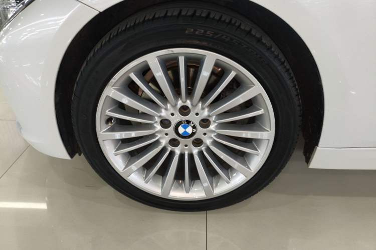 Used BMW 3 Series 2018 320Li Fashion Model
