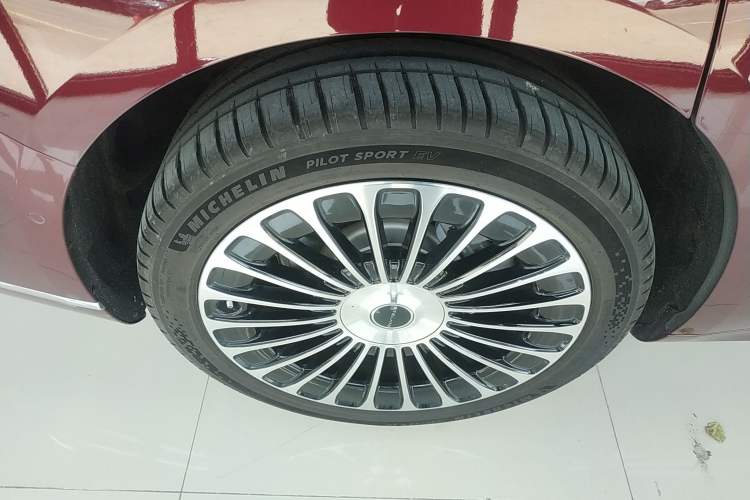 Used Hima Stelato S9 2025 Extended-Range Ultra Exterior 5