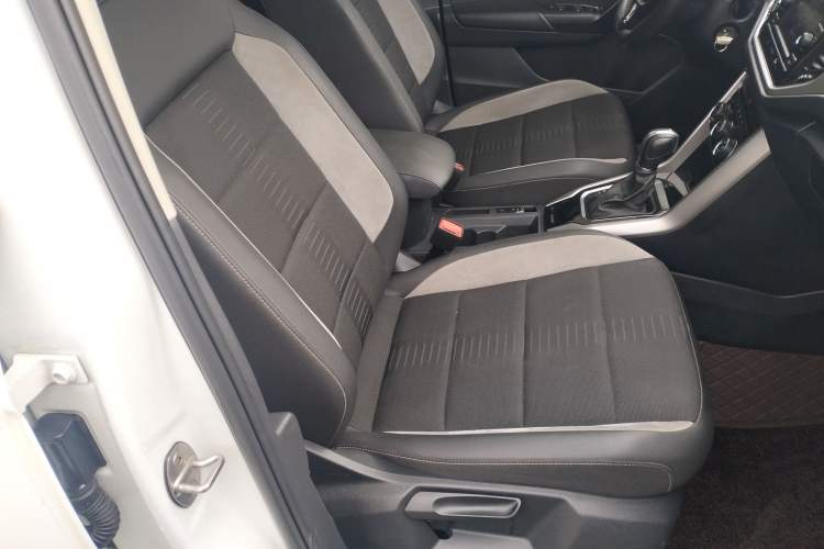 Used Volkswagen T-ROC 2020 280TSI DSG Two-Wheel-Drive Elite Version