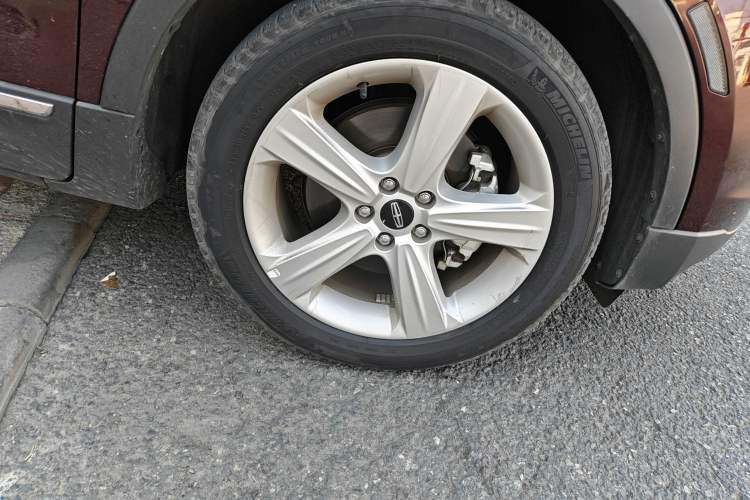 Used Lincoln MKC 2017 2.0T Two-Wheel Drive Deluxe Edition