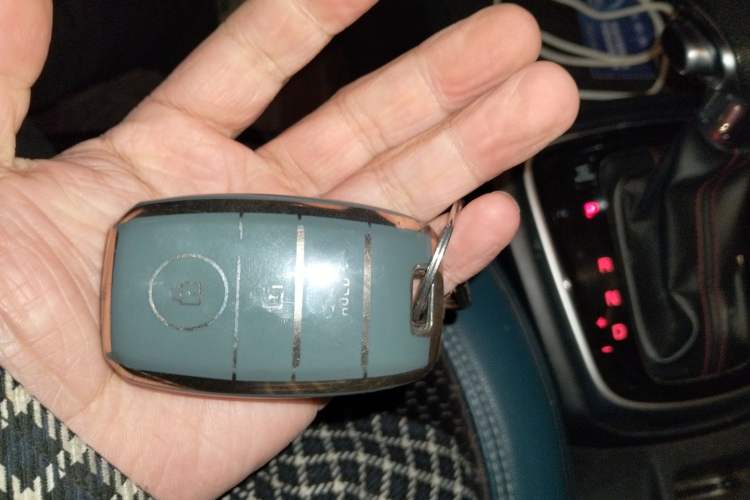 Used Kia KX Cross 2017 1.4L AT GLS