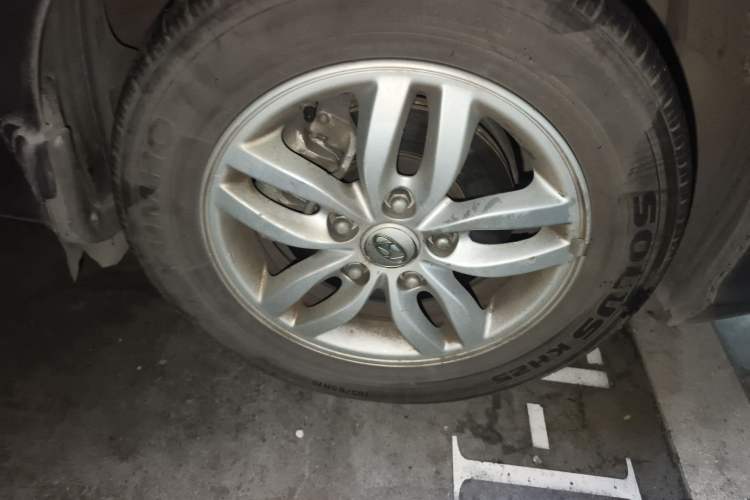 Used Hyundai Celesta 2011 1.6L Manual Comfort Edition
