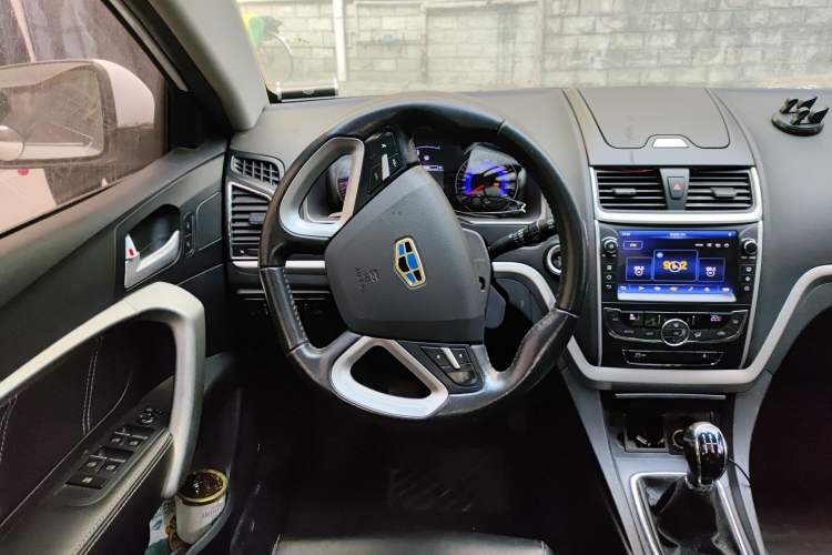 Used Geely Auto Emgrand 2016 Sedan 1.5L Manual Upward Edition