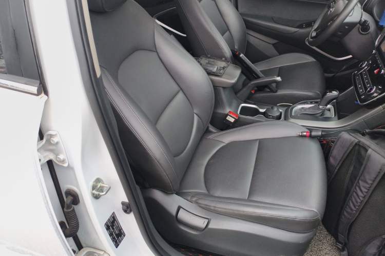 Used Hyundai ix35 2019 2.0L Automatic 2WD Zhiyong·Changxiang Edition China V Standard Right Front Seat