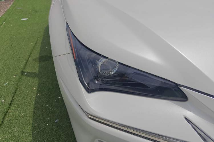 Used Lexus NX 2020 200 Front-Wheel Drive Freeline Edition China VI Standard Right Front Headlight