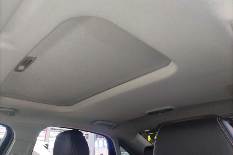 Used Ford Escort 2019 Revised Version 1.5L Automatic Enjoyment Type China VI Standard Headliner