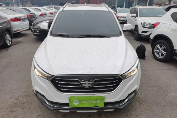 Used Bestune X40 2017 1.6L Automatic Prestige Edition
