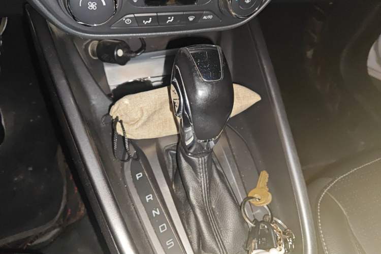 Used Ford Escort 2017 Happiness Edition 1.5L Automatic Fashion Version
