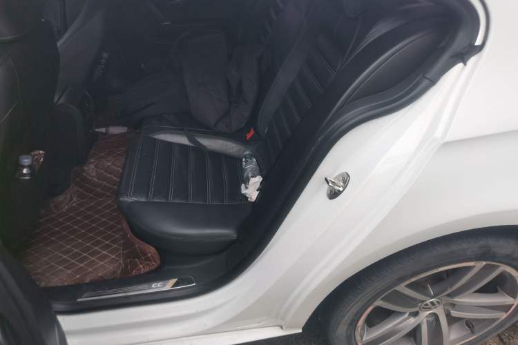 Used Volkswagen FAW-Volkswagen CC 2016 1.8TSI Prestige Model