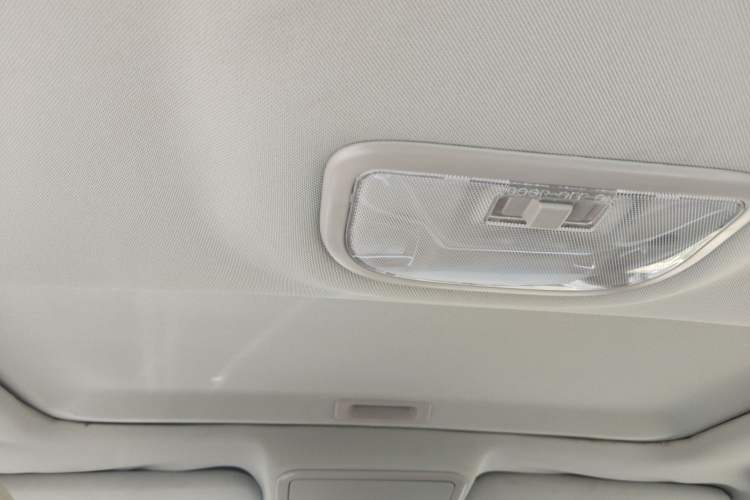 Used Geely Auto Emgrand 2014 Sedan 1.3T CVT Prestige Model
